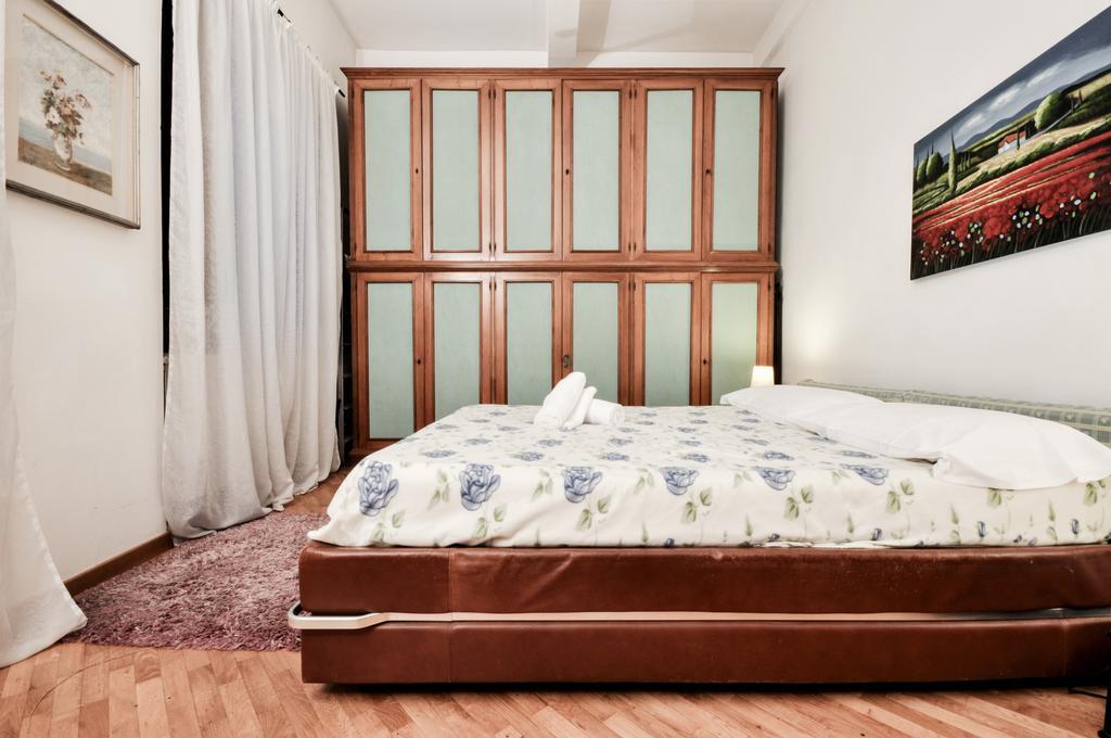 Uffizi Apartment 2 Флоренція Номер фото